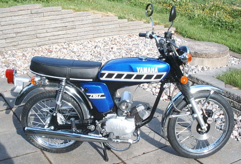 Yamaha1976.jpg