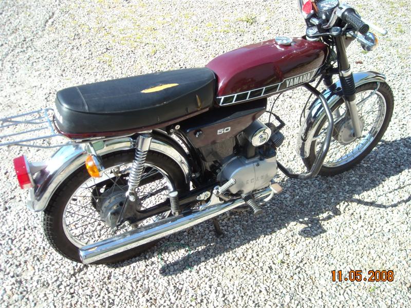 Yamaha original årg78 rødlilla 008 (Medium).jpg